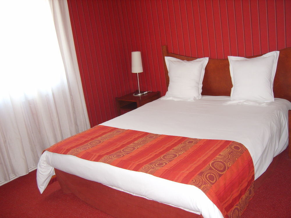 Logis Hotel L'Escargotiere Dijon Sud - 체노베 외부 사진